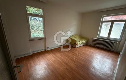 Fırsat Baltalimanı Satılık Deniz manzaralı Arakat bahçeli daire