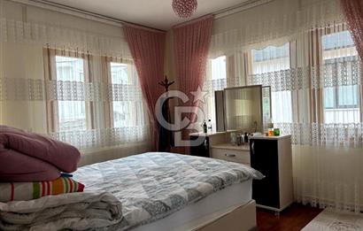 KADIKÖY ÖZDEN MAHALLESİ SATILIK DAİRE! 3+1 130 M2