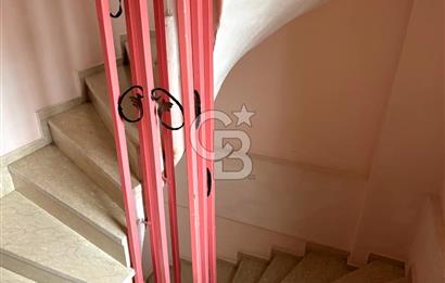 KADIKÖY ÖZDEN MAHALLESİ SATILIK DAİRE! 2+1 110 M2