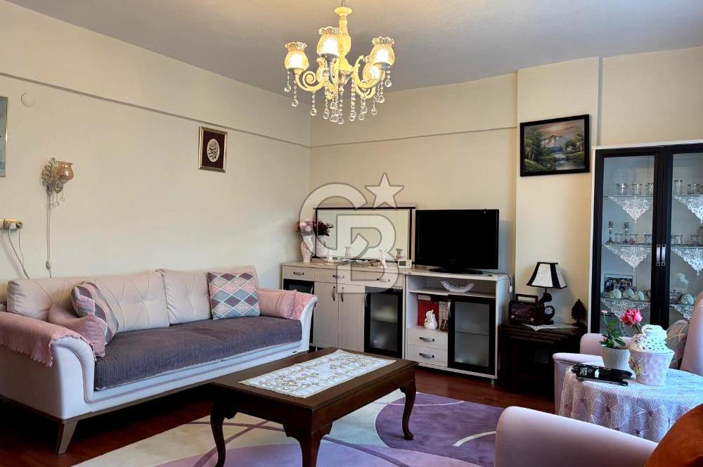 KADIKÖY ÖZDEN MAHALLESİ SATILIK DAİRE! 3+1 130 M2