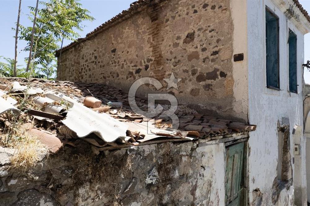 Ayvalık Merkez Satılık 3+1 Deniz Manzaralı Müstakil Rum Evi