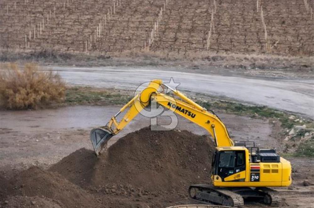 Kırıkkale Yahşihan'da Göl Manzaralı Hazır Altyapılı Satılık Arsa