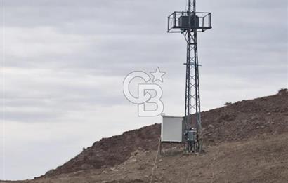 Kırıkkale Yahşihan'da Göl Manzaralı Hazır Altyapılı Satılık Arsa