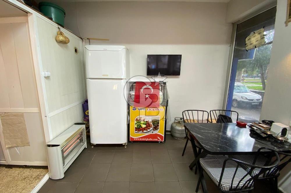 MUSELAND-KONAK'TA KÖŞE KONUMLU DEVREN KİRALIK DÜKKAN