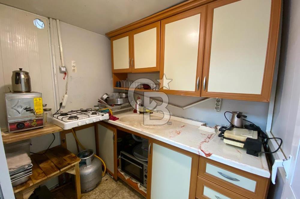 MUSELAND-KONAK'TA KÖŞE KONUMLU DEVREN KİRALIK DÜKKAN