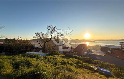 Ayvalık Merkez Satılık 3+1 Deniz Manzaralı Müstakil Rum Evi