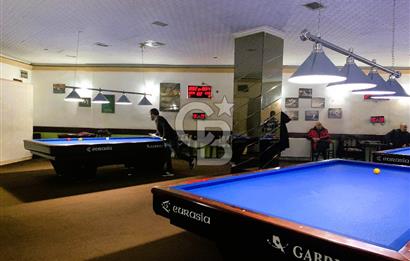 Mithatpaşa Caddesi'nde Satılık Geniş İş Yeri (650m²)