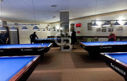 Mithatpaşa Caddesi'nde Satılık Geniş İş Yeri (650m²)