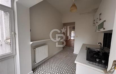 Cihangir’de Galataport’a Komşu Teraslı Ofis&Yaşam İçin İdeal 2+1 Kiralık Daire 