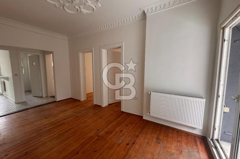 Cihangir’de Galataport’a Komşu Teraslı Ofis&Yaşam İçin İdeal 2+1 Kiralık Daire 