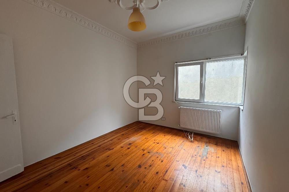 Cihangir’de Galataport’a Komşu Teraslı Ofis&Yaşam İçin İdeal 2+1 Kiralık Daire 