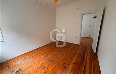 Cihangir’de Galataport’a Komşu Teraslı Ofis&Yaşam İçin İdeal 2+1 Kiralık Daire 