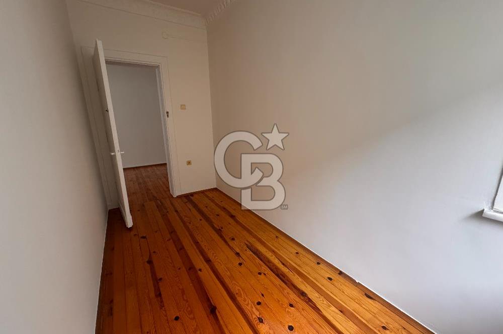 Cihangir’de Galataport’a Komşu Teraslı Ofis&Yaşam İçin İdeal 2+1 Kiralık Daire 