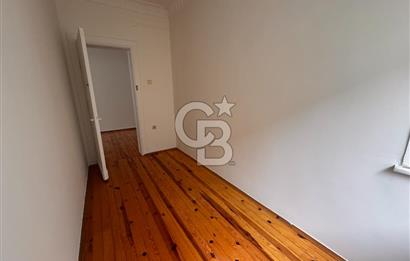 Cihangir’de Galataport’a Komşu Teraslı Ofis&Yaşam İçin İdeal 2+1 Kiralık Daire 