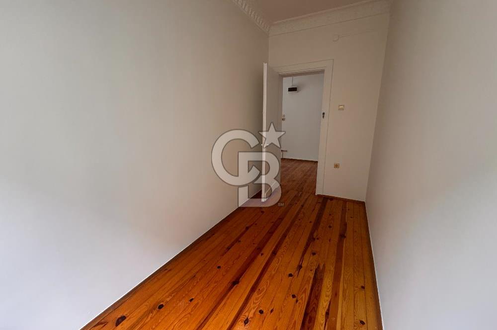 Cihangir’de Galataport’a Komşu Teraslı Ofis&Yaşam İçin İdeal 2+1 Kiralık Daire 