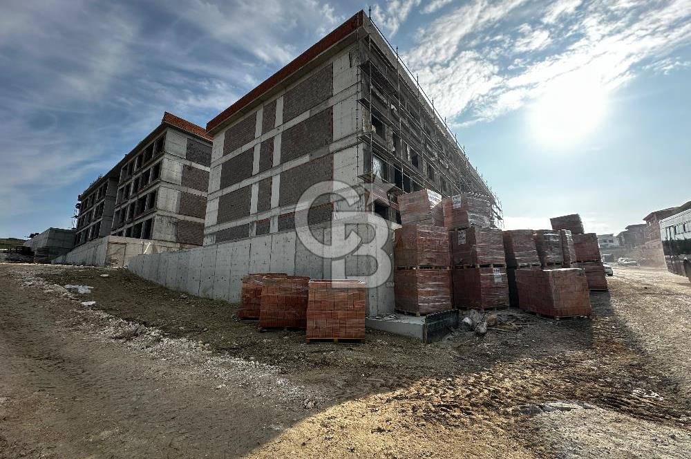 Villakentte Havuzlu Sitede 1+1 50m2 Satılık Fırsat Daire