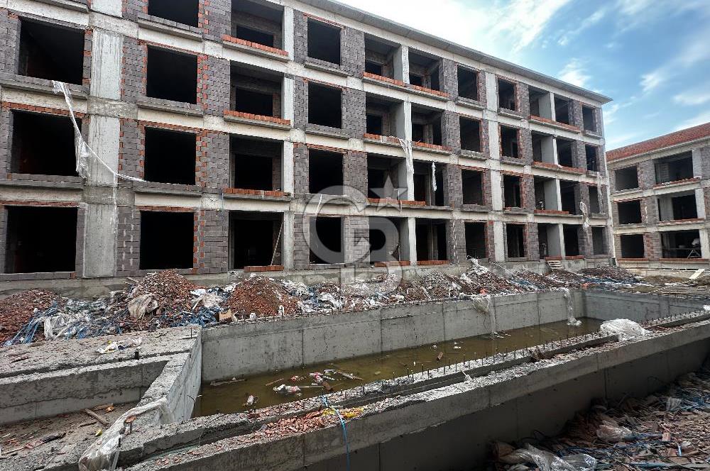 Villakentte Havuzlu Sitede 1+1 50m2 Satılık Fırsat Daire