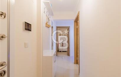 Karşıyaka'da Çarşı İçinde Yeni Binada Kiralık 2+1 Eşyalı Daire