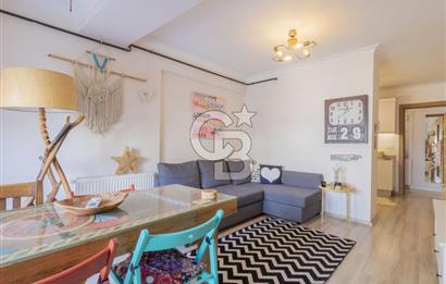 Karşıyaka'da Çarşı İçinde Yeni Binada Kiralık 2+1 Eşyalı Daire