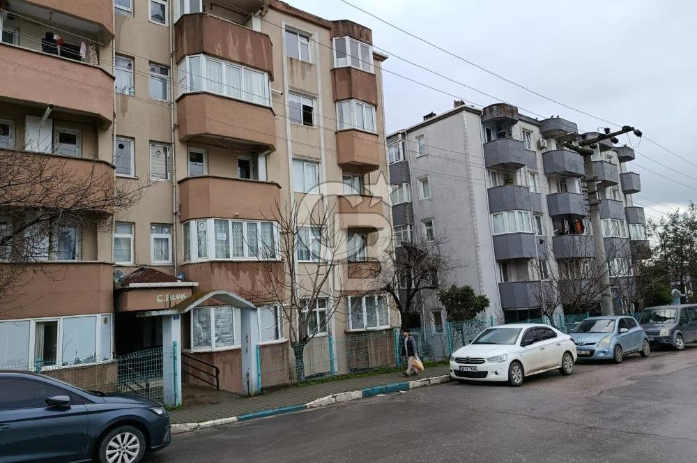 DİLİSKELESİ'NDE HUKUKÇULAR SİTESİNDE,CADDE ÜZERİ, YHT YAKINI 2+1