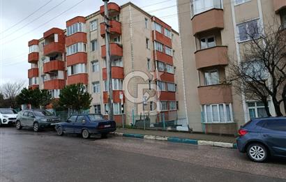 DİLİSKELESİ'NDE HUKUKÇULAR SİTESİNDE,CADDE ÜZERİ, YHT YAKINI 2+1