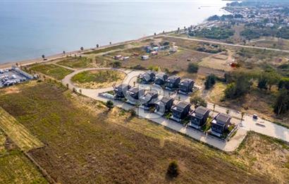 SEFERİHİSAR ATATÜRK MAHALLESİNDE DENİZE 60 METRE SATILIK ARSA