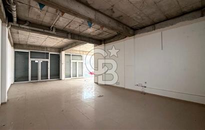 BAYRAKLI'DA SATILIK GENİŞ KULLANIM ALANLI KÖŞE DÜKKAN