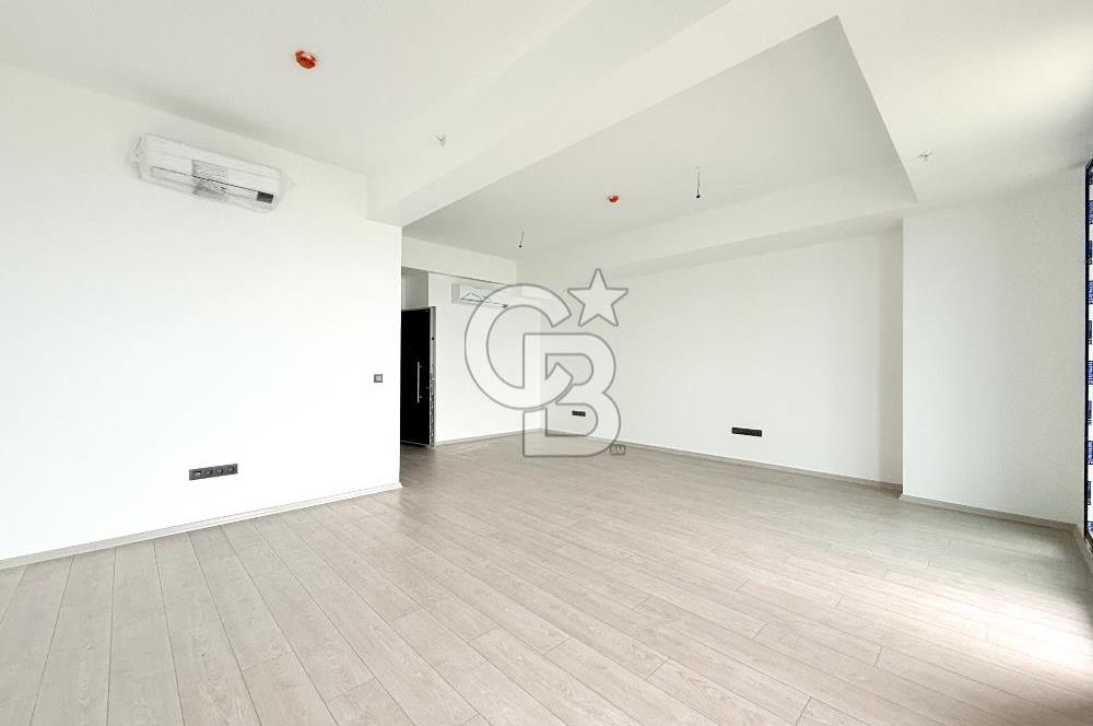 İZMİR'İN KALBİNDE BAYRAKLI 1923'DE SATILIK REZİDANS OFİS