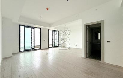 İZMİR'İN KALBİNDE BAYRAKLI 1923'DE SATILIK REZİDANS OFİS