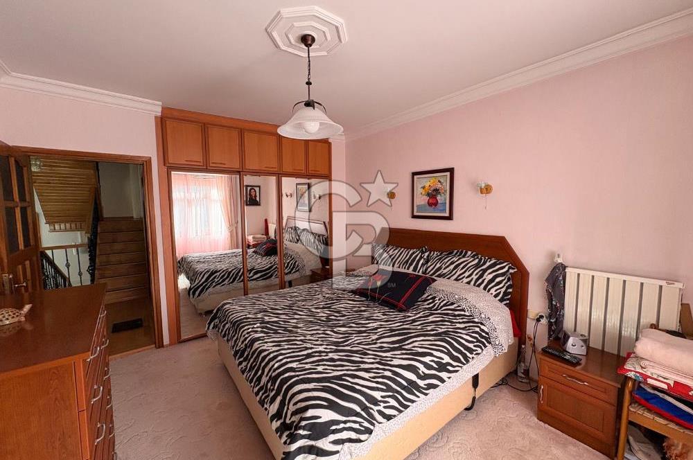 İLKO SİTESİNDE 4+2 275 M2 FERAH ŞÖMİNELİ SATILIK VİLLA