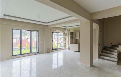 Merkez Sarıcaeli Köyünde | 4+1 | 200 m² Net | 3 Adet Villa
