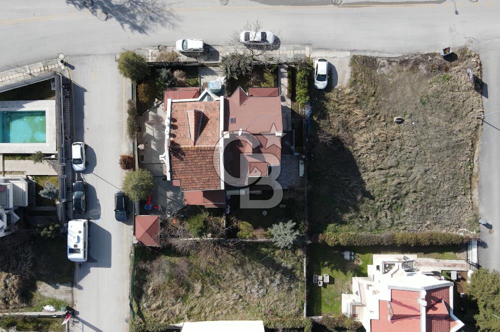 İLKO SİTESİNDE 4+2 275 M2 FERAH ŞÖMİNELİ SATILIK VİLLA