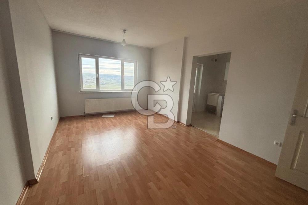 Turkuaz Toki'de Satılık 2+1 Daire (Üniversite Yakını)