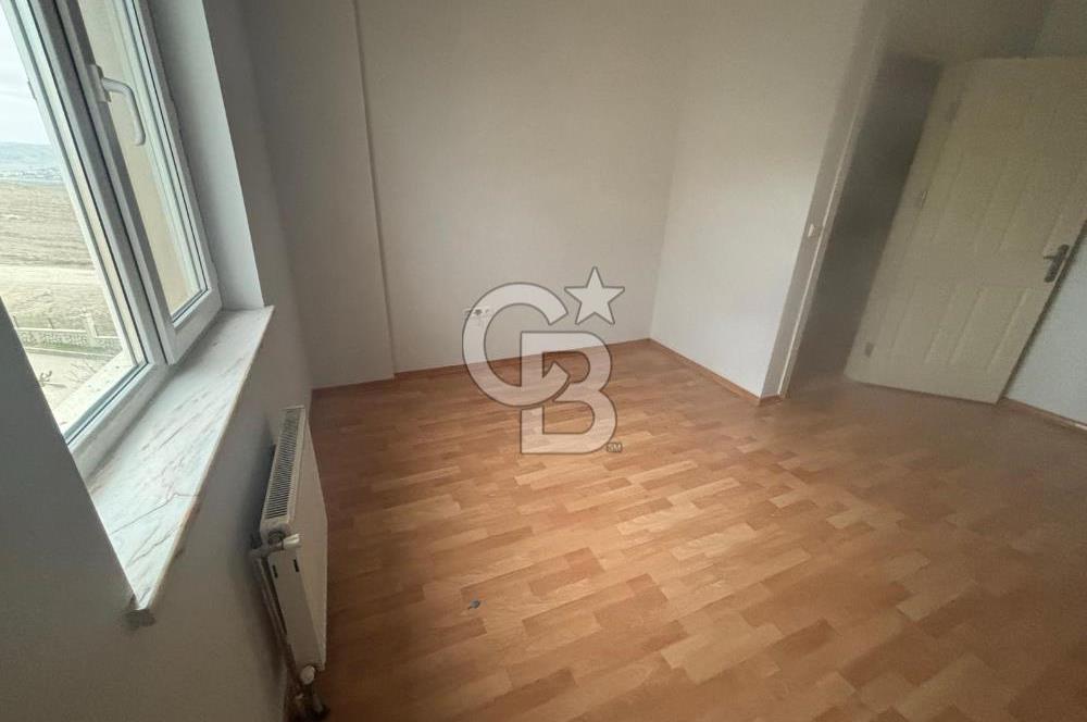 Turkuaz Toki'de Satılık 2+1 Daire (Üniversite Yakını)