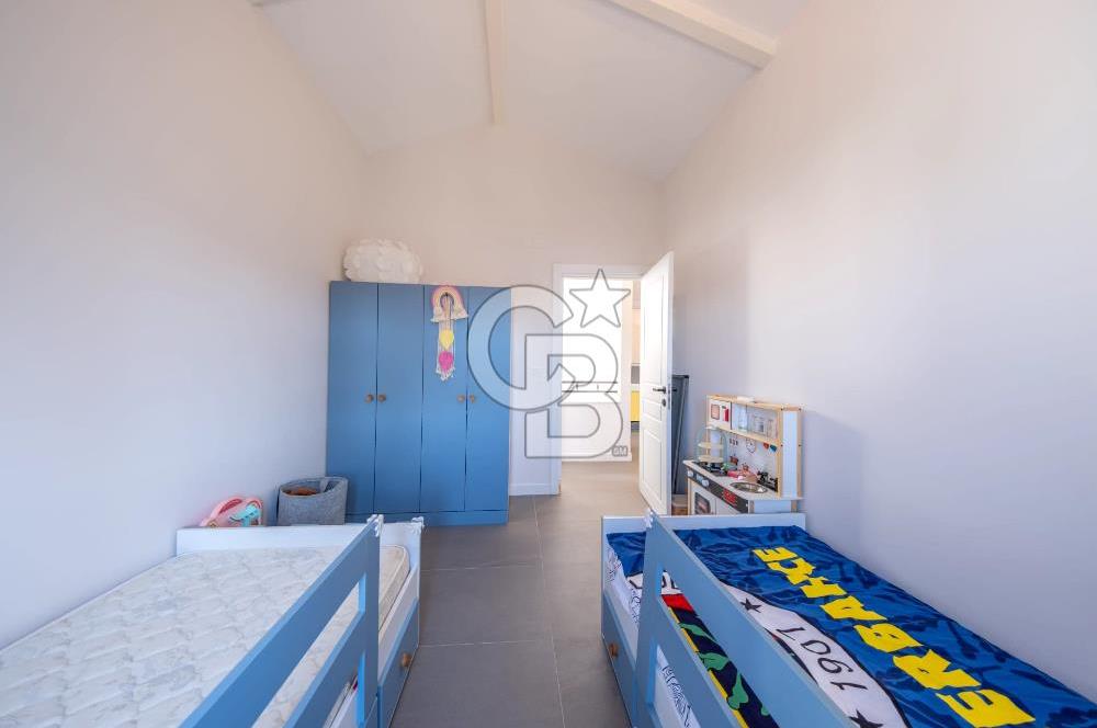 ÇEŞME, GERMİYANDA 5+1 SATILIK VİLLA