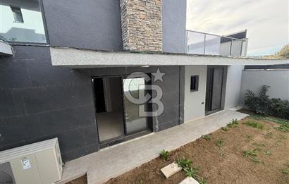 Çeşme’de Müstakil Havuzlu 6+2 Satılık Villa 