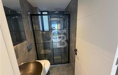 Çeşme’de Müstakil Havuzlu 6+2 Satılık Villa 