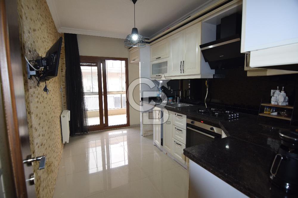 Karşıyaka Fikri Altay da Satılık Geniş 3+1 Daire