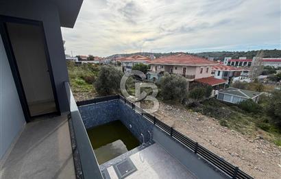 Çeşme’de Müstakil Havuzlu 6+2 Satılık Villa 