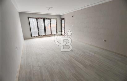 TRABZON YOMRA KAŞÜSTÜ’NDE ANA YOL CEPHELİ 3+1 GENİŞ DAİRE