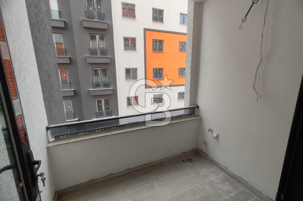 TRABZON YOMRA KAŞÜSTÜ’NDE ANA YOL CEPHELİ 3+1 GENİŞ DAİRE