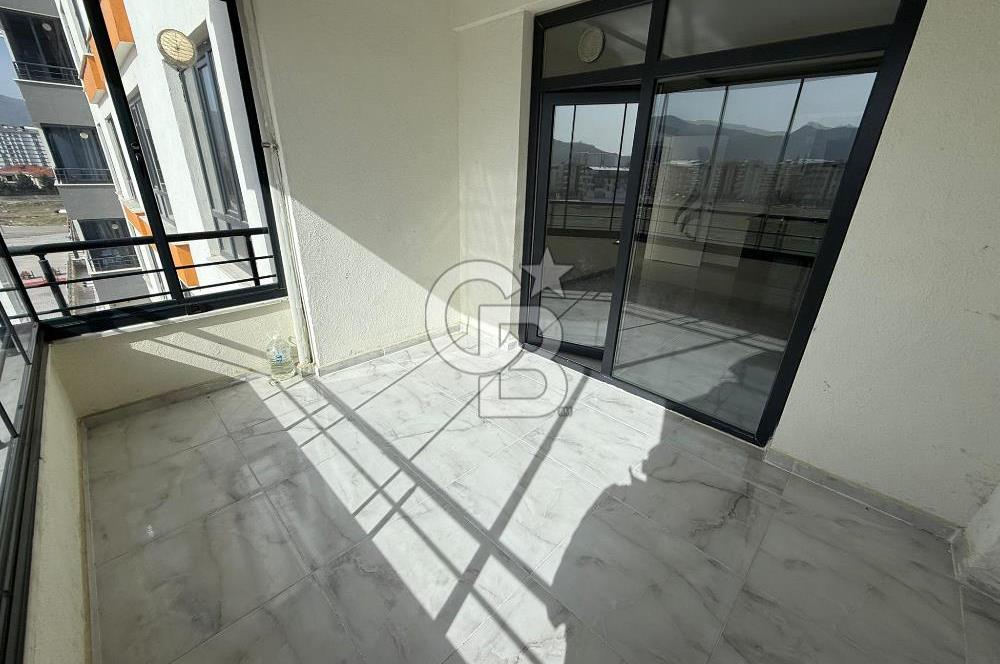 AFYON MERKEZ ERKMEN CUMHURİYET'TE KİRALIK 4+1 SİTE İÇİ DAİRE