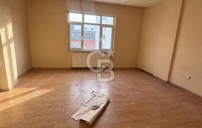 ARNAVUTKÖY TAŞOLUK METROYA YÜRÜME MESAFESİNDE 4+1 SATILIK DAİRE