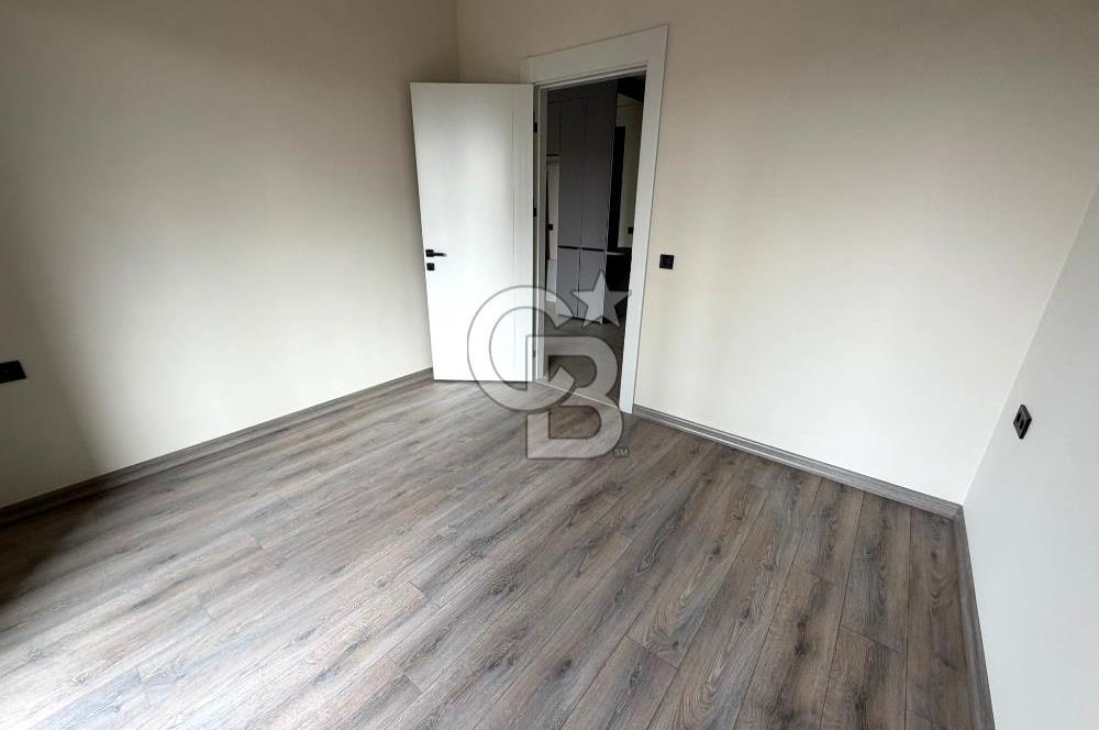 YAŞAMKENT BORDO YAŞAM 1+1 SİTE İÇERİSİ ÖN CEPHE