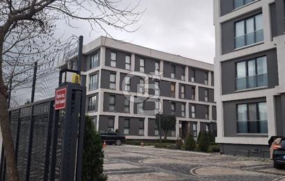 SANCAKTEPE DE GÜVENLİKLİ SİTEDE 2+1 DAİRE