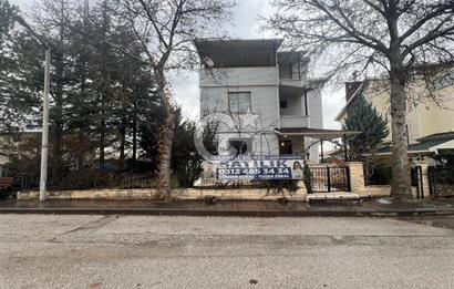 CB VİZYON GÖKHAN KORAL'DAN MARTIKÖY DE GÜVENLİKLİ SİTEDE VİLLA