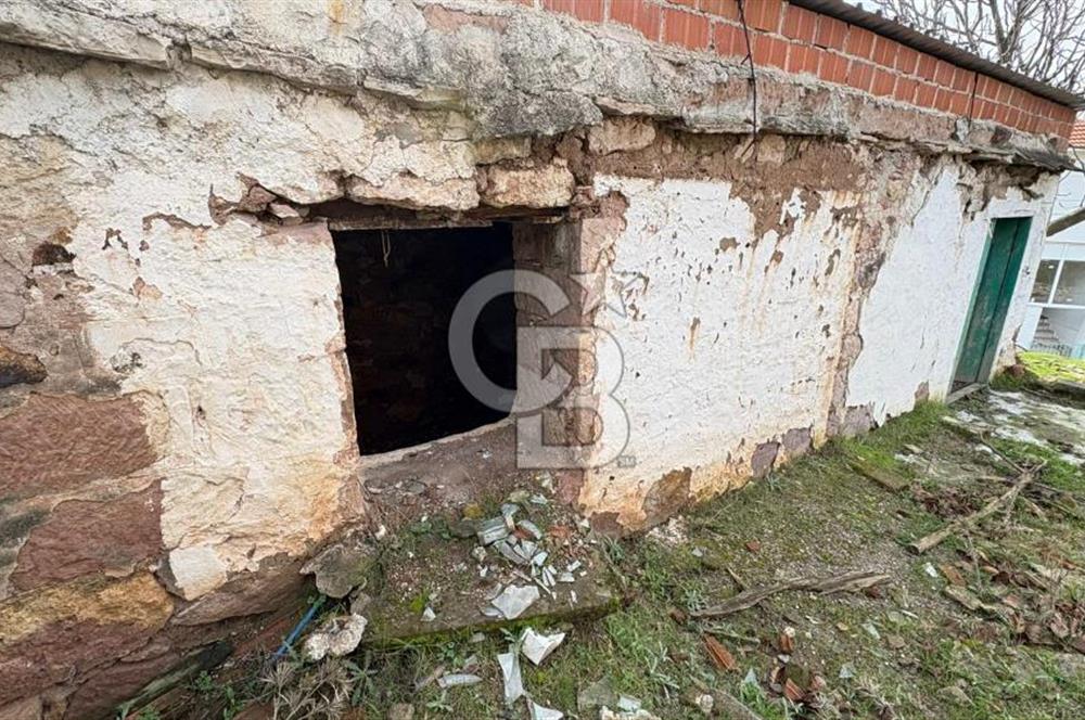 ÇANAKKALE AYVACIK YENİÇAM(KIZILYAR)'DA SATILIK MÜSTAKİL EV-ARSA