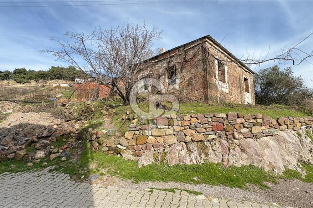 ÇANAKKALE AYVACIK YENİÇAM(KIZILYAR)'DA SATILIK MÜSTAKİL EV-ARSA