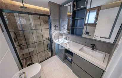 SASALI ÜÇ KONAKLAR SİTESİ’NDE HAVUZ CEPHELİ SATILIK 5+1 VİLLA