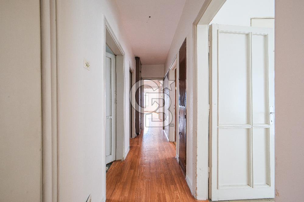 Fırsat Baltalimanı Satılık Deniz manzaralı Arakat bahçeli daire